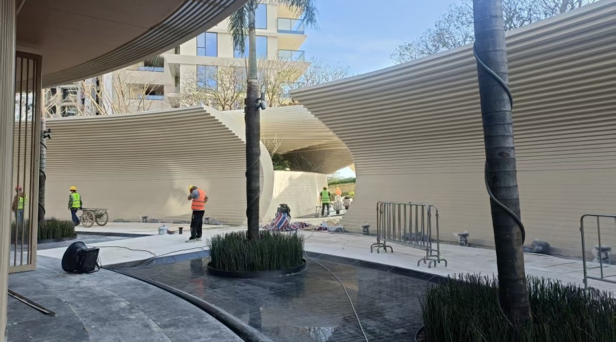 GRC幕墻板分類詳解與廣東GRC構(gòu)件廠家綜合指南